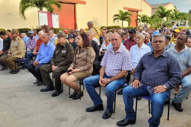 Combatientes santiagueros rememoran hechos de abril de 1961