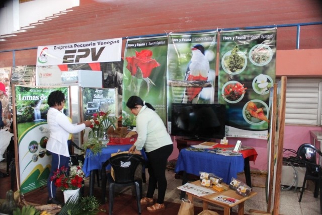 Gran Premio a Flora y Fauna en Expo de provincia central de Cuba