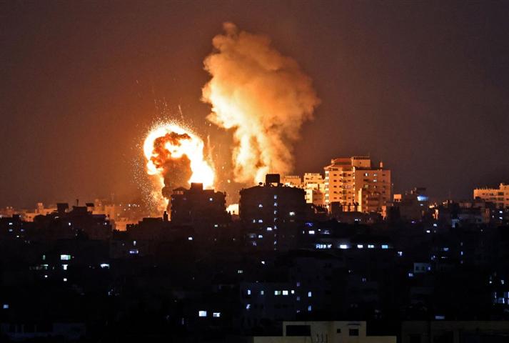 Al menos 14 palestinos murieron en ataques israelíes contra Gaza