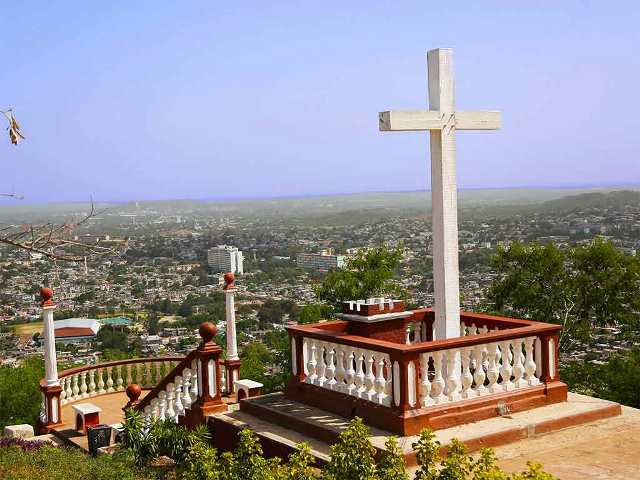 Cuba: Holguín, su Loma, su cruz y sus Romerías de Mayo