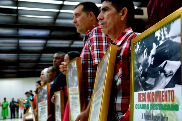 En buenas manos, la tierra es fértil (+Video)