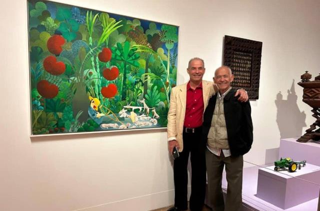 El arte naif cubano regresa a los Estados Unidos (+PodCast) 1 LUIS EL ESTUDIANTE FRENTE A SU OBRA Y JUNTO A SU PADRE EN EL MUSEO INTERNACIONAL DE ARTE POPULAR. SANTA FE. NUEVO MEXICO. ESTADOS UNIDOS