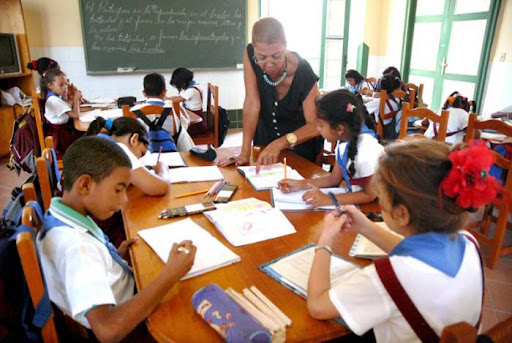 Cierra 2024 con importantes logros en el sector educacional en Songo-La Maya