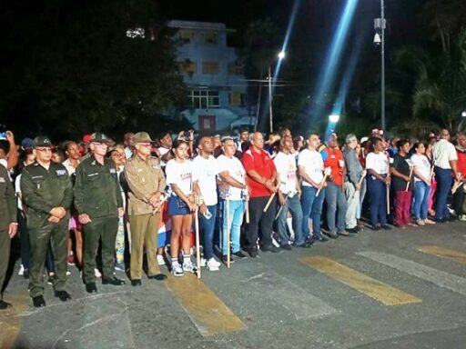 Santiago de Cuba con la antorcha viva del Apóstol en el corazón