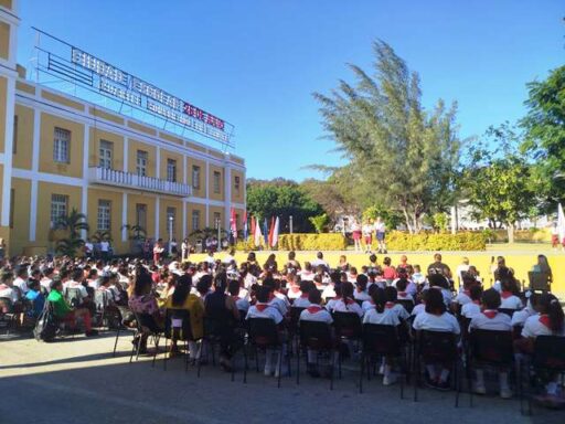 Rememoran 65 Aniversario de convertidos los cuarteles en escuelas en Santiago de Cuba (+Video)
