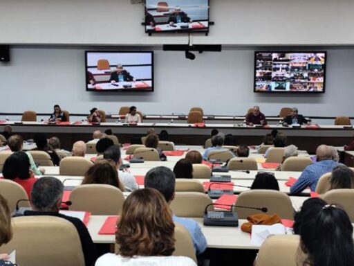 La cultura de la comunicación debe expandirse a todos los sectores de la sociedad