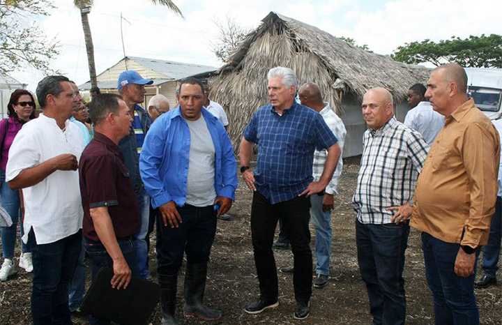 Portada 13 Destaca Díaz-Canel espíritus renovadores en Las Tunas