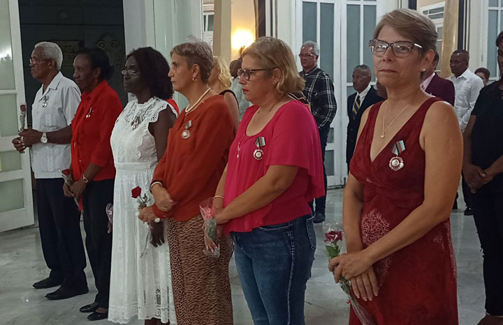 Reconoce movimiento obrero labor de trabajadores más destacados