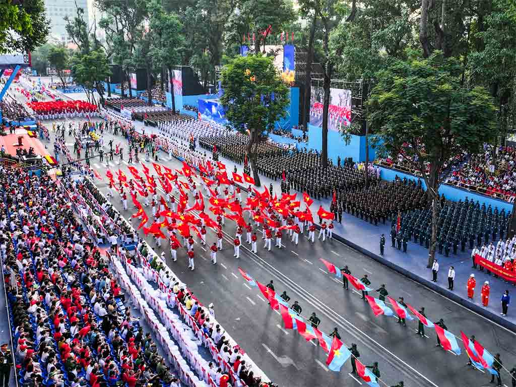 Todo listo para desfile por 50 años de liberación del Sur de Vietnam