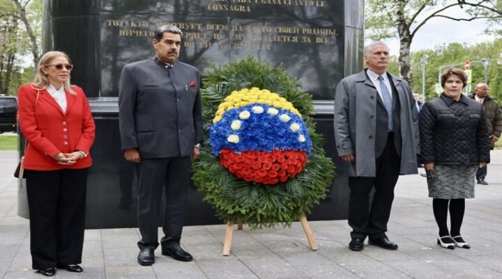 Portada 18 Presidentes de Cuba y Venezuela rinden tributo a Bolívar en Rusia (+Fotos)