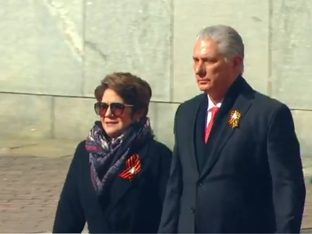 Portada 3 Presidente de Cuba asiste al desfile de la Victoria en Moscú