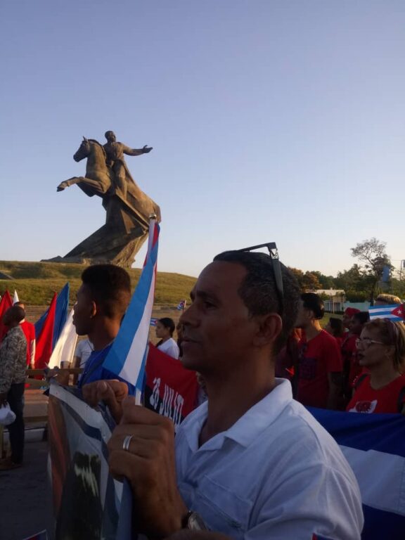 Primero de Mayo Por Cuba Juntos Creamos 3