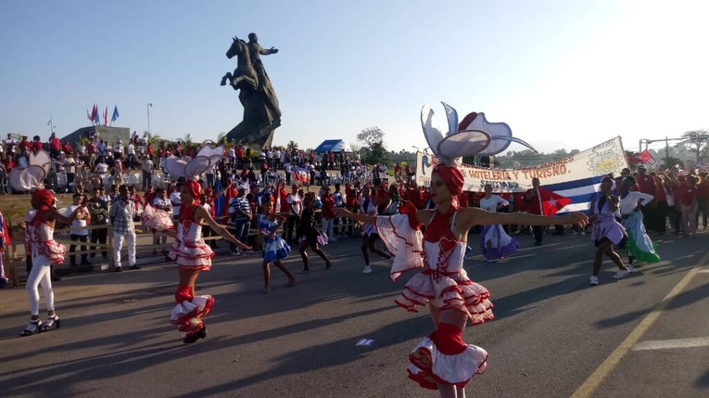 Primero de Mayo Por Cuba Juntos Creamos 6