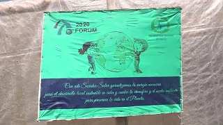 Familia palmera sigue principios de la permacultura para la creación de estructuras útiles al hogar (+Video)