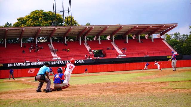 Estadio Guillermón Moncada: emblema y orgullo del béisbol santiaguero