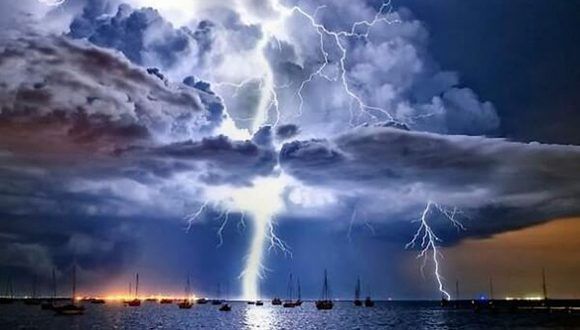 Conversando de tormentas eléctricas