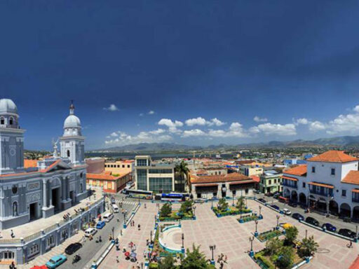 Autoridades cubanas felicitan a Santiago de Cuba por sus 510 años