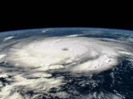 China en alerta ante proximidad de sexto tifón de la temporada