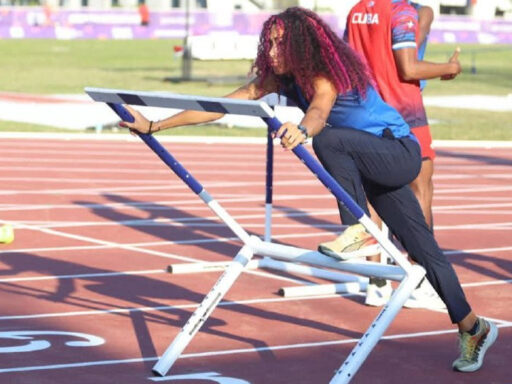 Cubana impuso récord en semifinales de 100 m vallas en Asunción