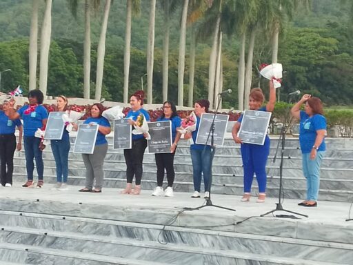 Celebran en Santiago de Cuba el aniversario 65 de la Federación de Mujeres Cubanas