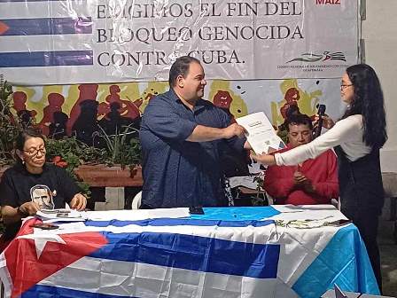 Entregaron otro reconocimiento a Brigada Médica de Cuba en Guatemala