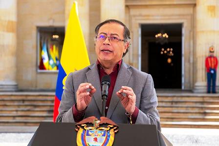 Presidente de Colombia pide desoír llamados a la violencia