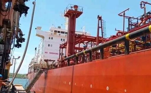 Comenzó por Oriente la descarga y distribución del gas licuado de petróleo