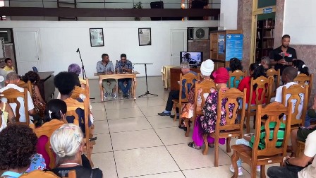 Presentan en Santiago poemario «Lágrimas de Aire» de Nancy Morejón
