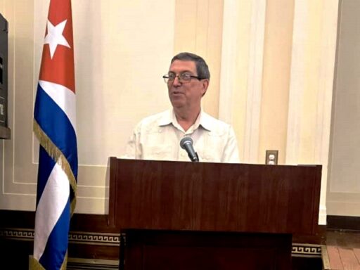 Bruno Rodríguez clausura Encuentro de Cubanos Residentes en EEUU