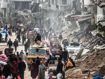 Ciudad de Gaza bajo ataque israelí, los palestinos huyen al sur