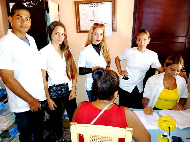 Acontecer cotidiano del médico de la familia constata carácter invencible de la salud cubana