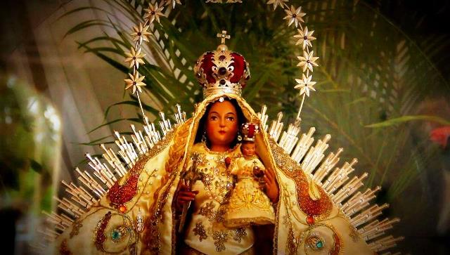Cubanos celebran a la Virgen de la Caridad del Cobre, Patrona de Cuba