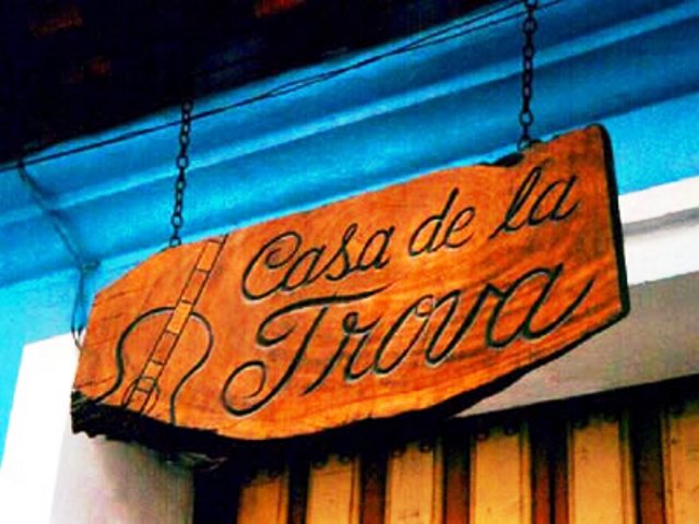 La Casa de la Trova: Donde Santiago respira por la herida de una guitarra