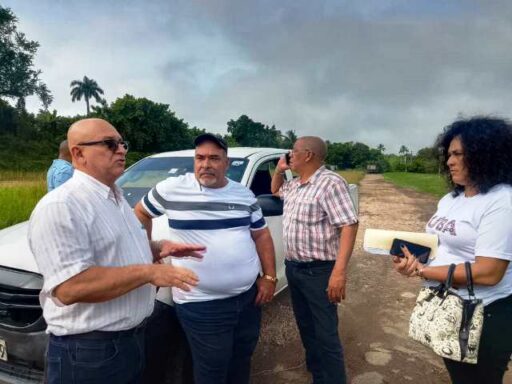 Ministro de la Construcción constata en Songo-la Maya avances productivos para la autonomía municipal