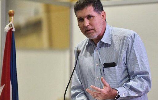 Oscar Pérez-Oliva Fraga es promovido a viceprimer ministro