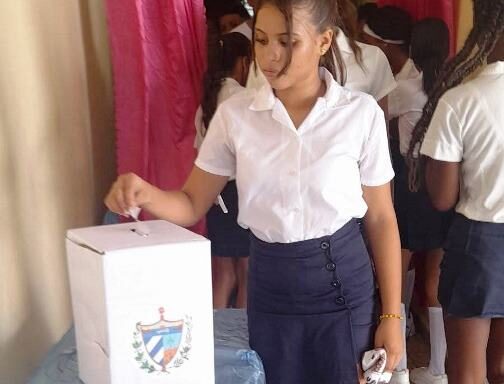 Realizan elecciones pioneriles en San Luis