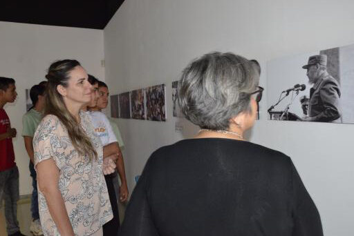 Inauguran exposición fotográfica en homenaje a Fidel