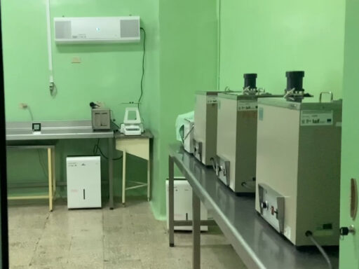 Nuevos laboratorios refuerzan vigilancia epidemiológica en Cuba