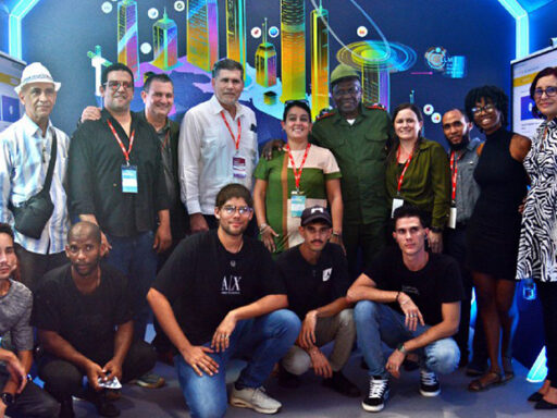 Llamó Esteban Lazo a explotar potencial de productos cubanos