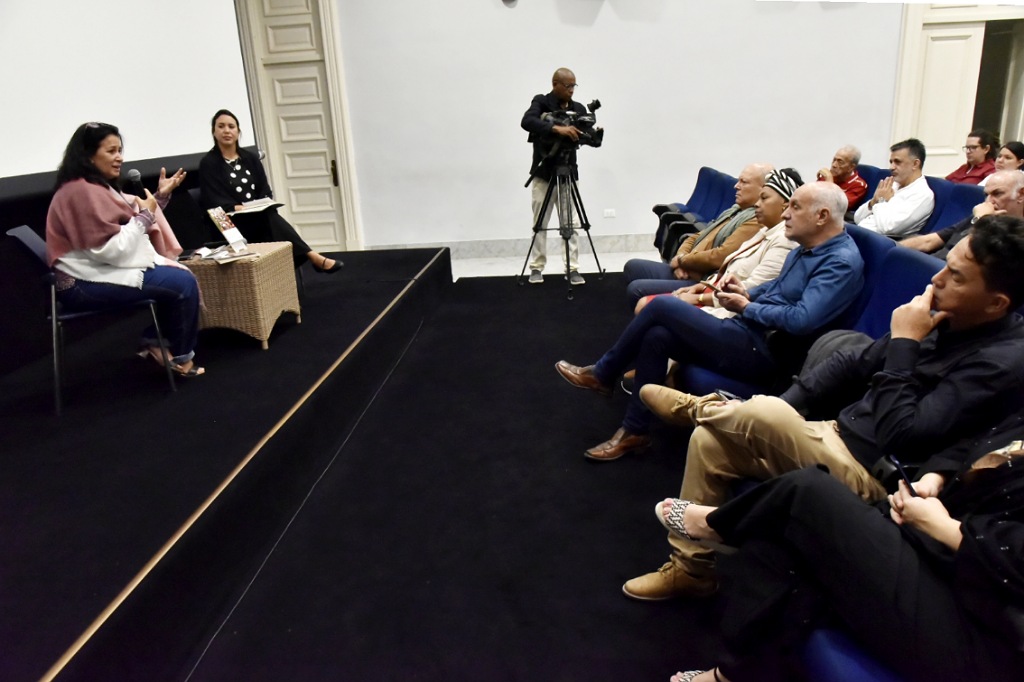 Presentan en Cuba nueva edición de libro de Fidel Castro