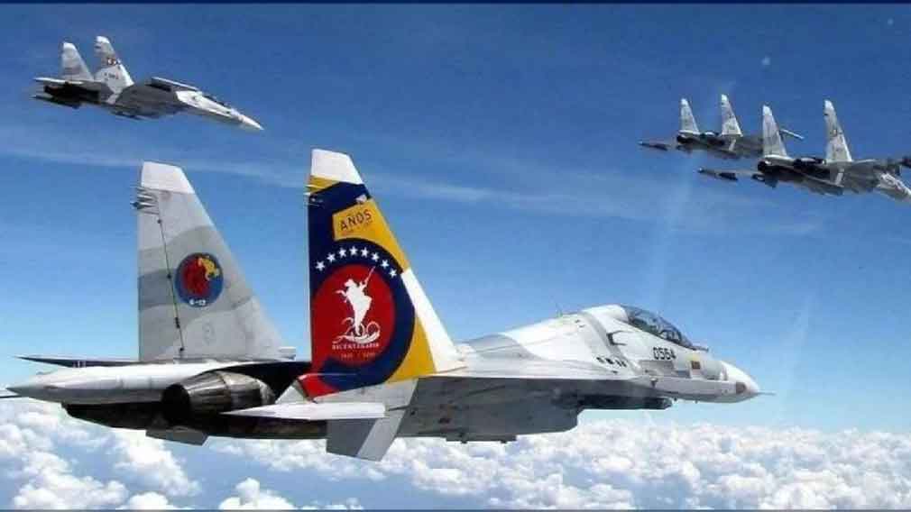 Venezuela: Ministro de Defensa rinde homenaje a Aviación Bolivariana