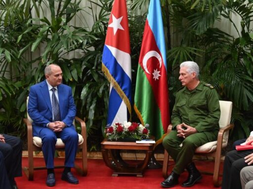Cuba y Azerbaiyán potencian los vínculos entre partidos, gobiernos y pueblos