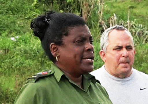 Suministran alimentos a comunidades montañosas afectadas por el huracán Melissa