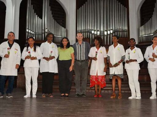 Reafirma sector de salud santiaguero compromiso con el pueblo (+ Fotos)