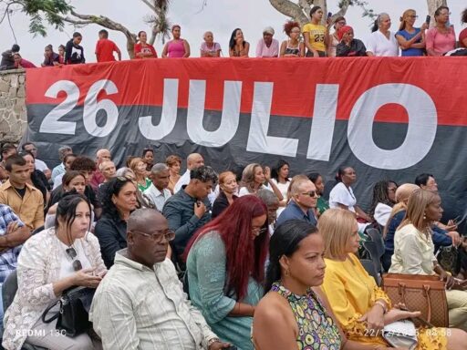 La luz que no se apaga: un homenaje en el día del educador cubano (+Fotos)