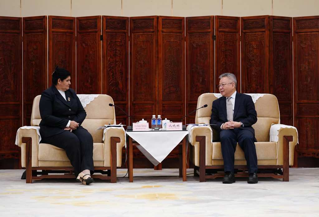 Cuba y China refuerzan vínculos locales e intercambios partidistas (+Foto)