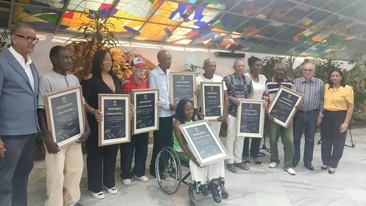 Santiago: la savia de los héroes (+Fotos)