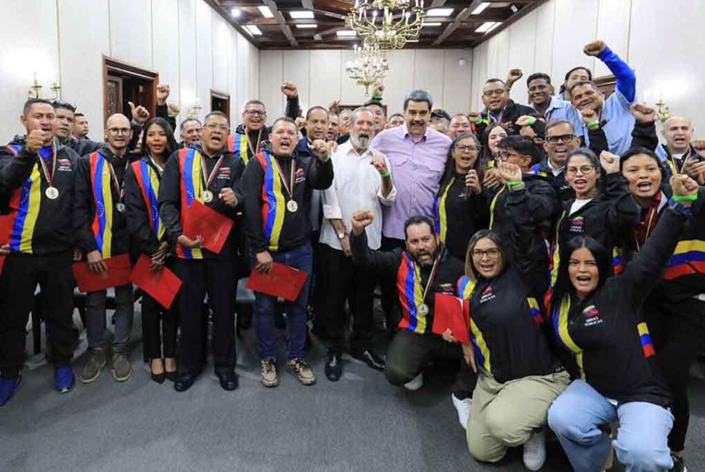 Cuba y Venezuela base sólida para fusión regional, afirmó Maduro