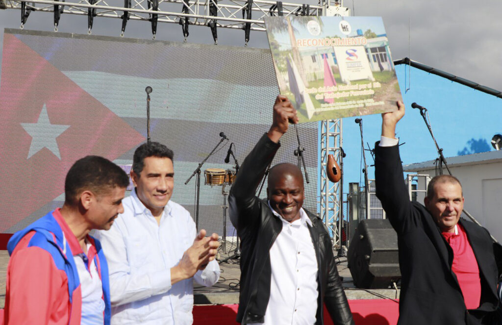 Reafirman ferroviarios en su día vocación de servicios a la nación (+ Fotos)