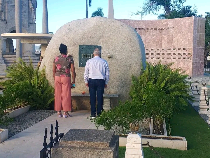 El eco de los fundadores: 67 amaneceres de la Revolución en la ciudad que no duerme (+Fotos)Con información de CMKC